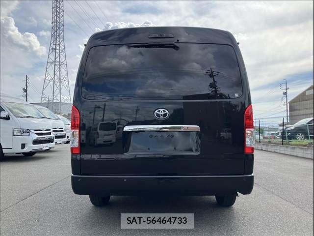 Toyota HIACE WAGON 2025-03 8245369-2