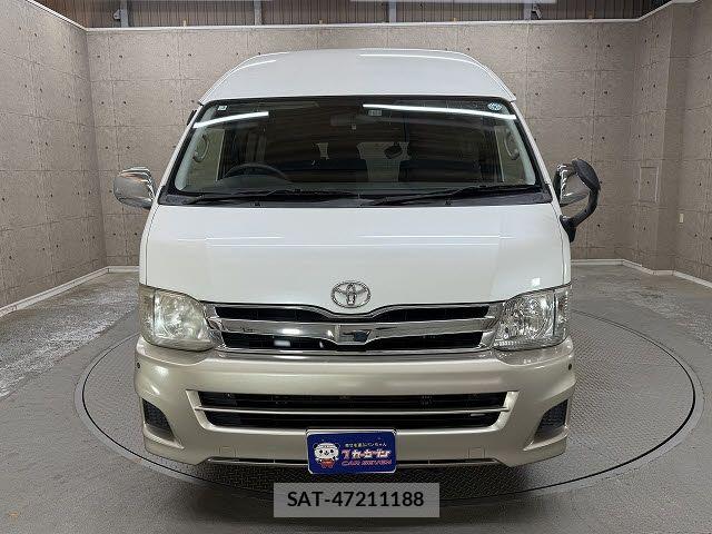 Toyota HIACE WAGON 2013-03 8245372-9