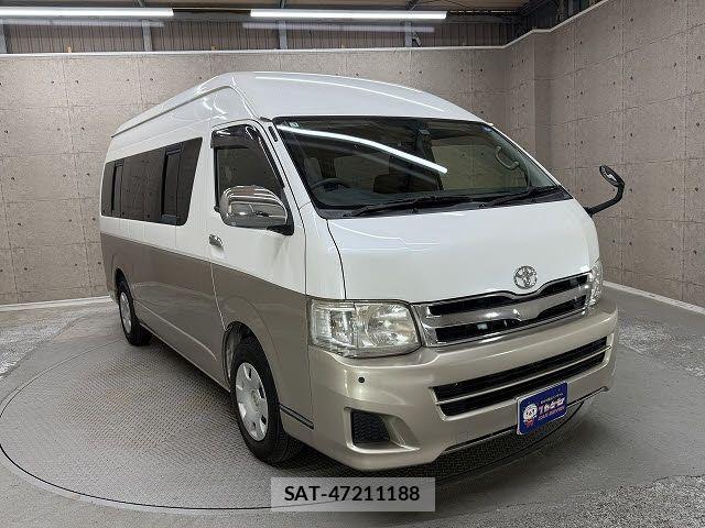 Toyota HIACE WAGON 2013-03 8245372-10