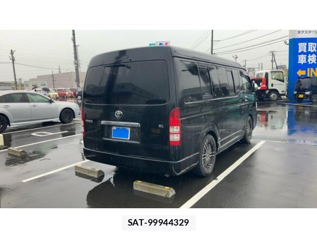 Toyota HIACE WAGON 2013-04 8245376-9