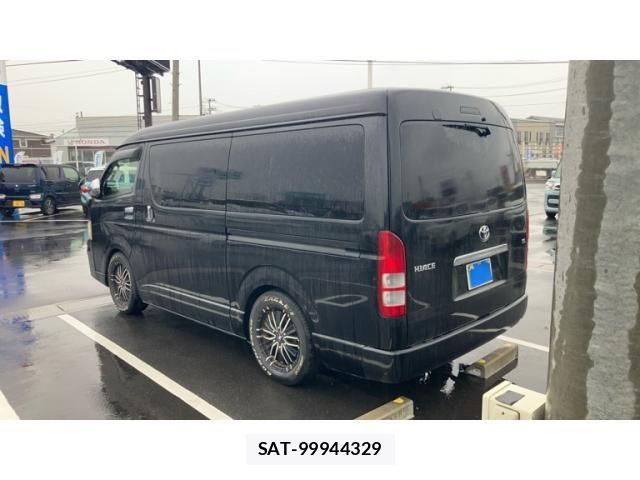 Toyota HIACE WAGON 2013-04 8245376-10