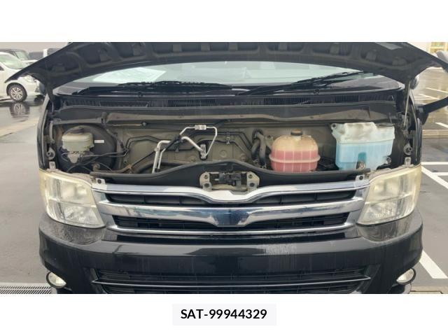 Toyota HIACE WAGON 2013-04 8245376-12