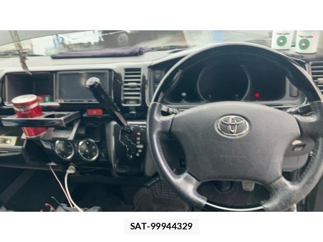 Toyota HIACE WAGON 2013-04 8245376-15