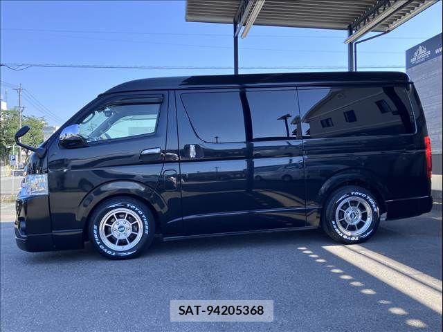 Toyota HIACE WAGON 2018-04 8245370-13