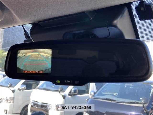 Toyota HIACE WAGON 2018-04 8245370-5