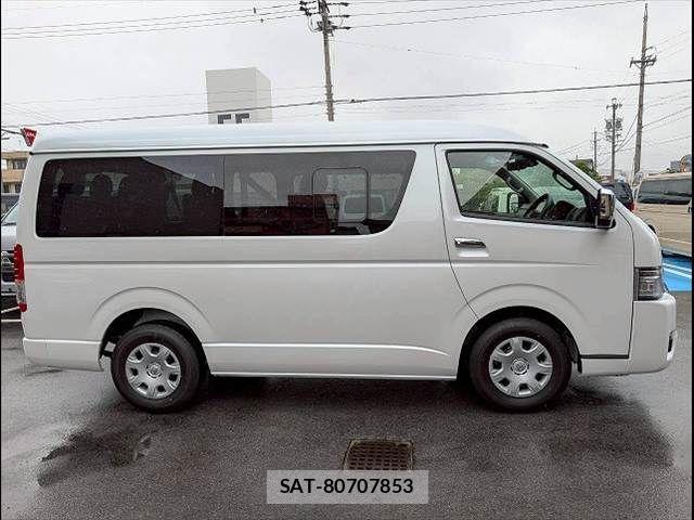 Toyota HIACE WAGON 2026-06 8245368-14