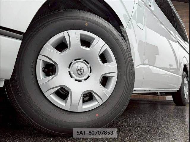 Toyota HIACE WAGON 2026-06 8245368-18