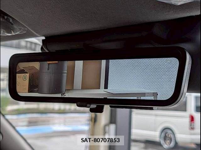 Toyota HIACE WAGON 2026-06 8245368-5