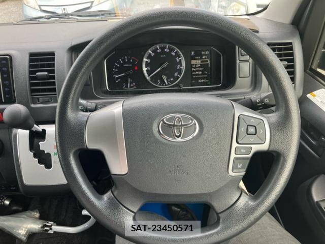 Toyota HIACE WAGON 2021-09 8245371-22