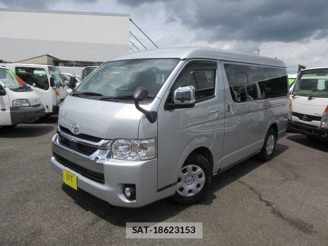 Toyota HIACE WAGON 2021-09 8314713-0