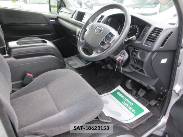 Toyota HIACE WAGON 2021-09 8314713-13