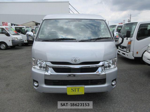 Toyota HIACE WAGON 2021-09 8314713-1