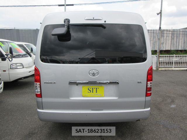 Toyota HIACE WAGON 2021-09 8314713-2