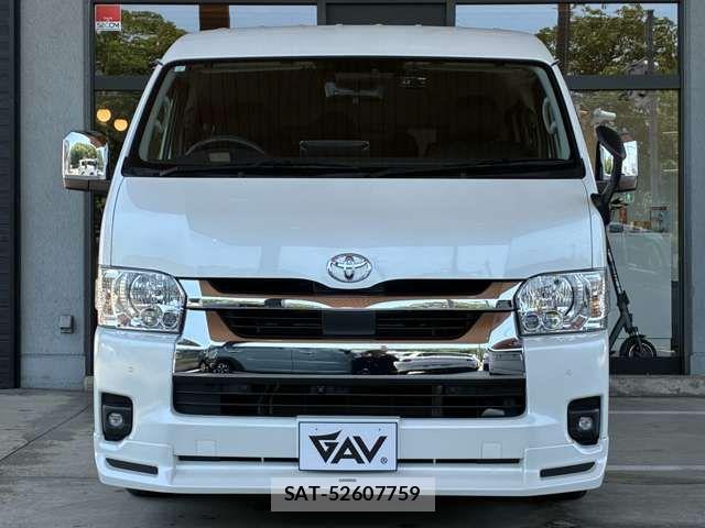 Toyota HIACE WAGON 2023-08 8314710-4