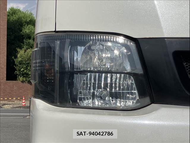 Toyota HIACE WAGON 2010-12 8314716-22