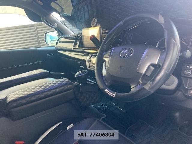 Toyota HIACE WAGON 2018-02 8314712-10