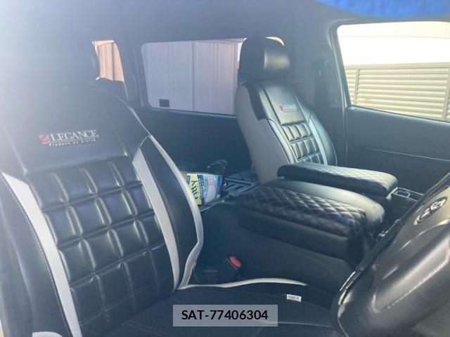 Toyota HIACE WAGON 2018-02 8314712-11