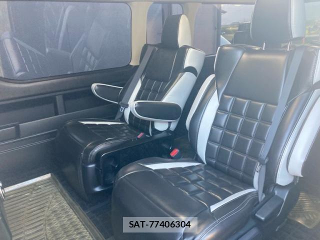 Toyota HIACE WAGON 2018-02 8314712-12