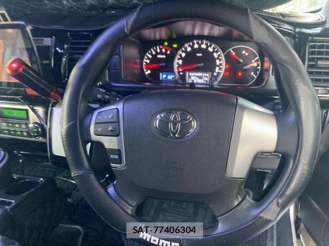 Toyota HIACE WAGON 2018-02 8314712-18