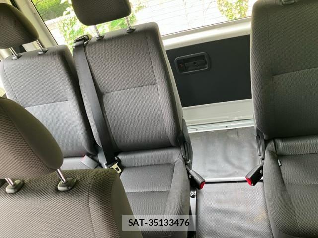 Toyota HIACE WAGON 2017-04 8314714-13