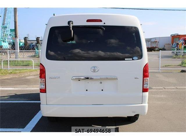 Toyota HIACE WAGON 2015-02 8336103-10