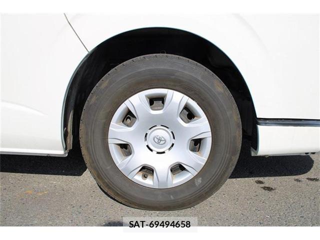 Toyota HIACE WAGON 2015-02 8336103-18