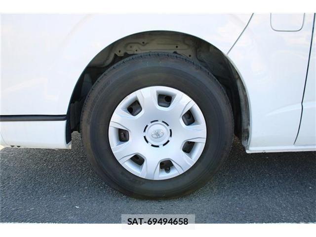 Toyota HIACE WAGON 2015-02 8336103-21