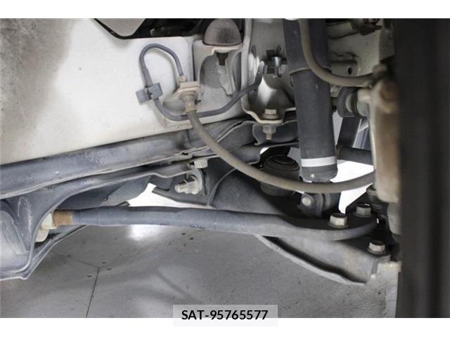 Toyota HIACE WAGON 2019-06 8336098-21