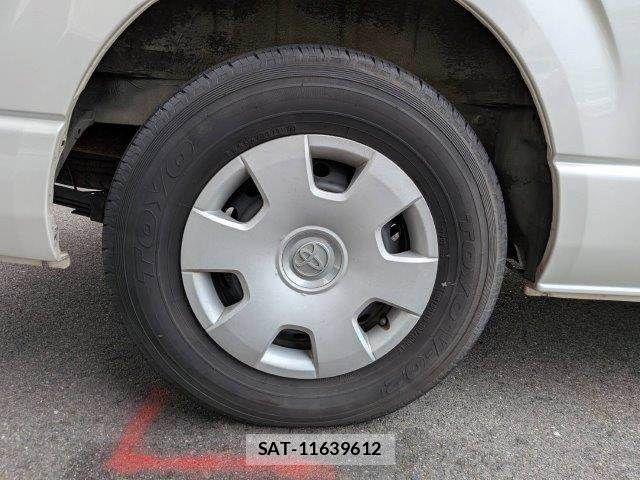 Toyota HIACE WAGON 2011-10 8336105-26