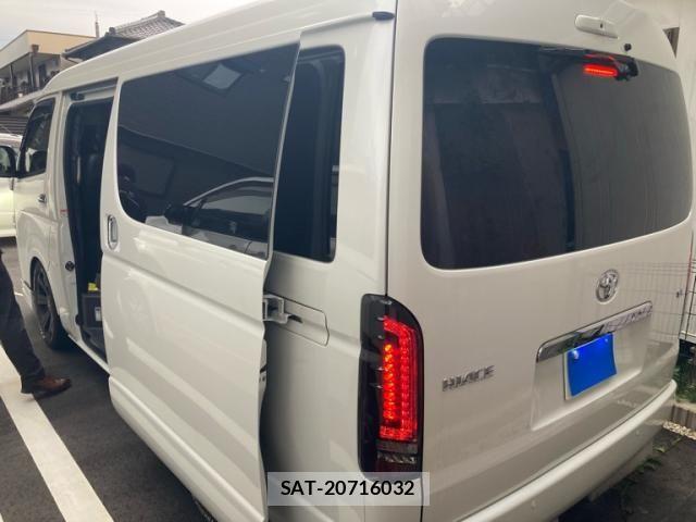 Toyota HIACE WAGON 2023-06 8336095-2