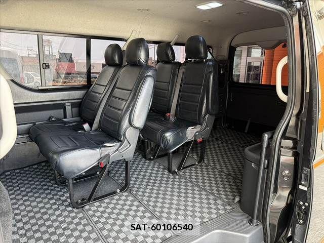 Toyota HIACE WAGON 2013-01 8336104-17