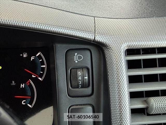 Toyota HIACE WAGON 2013-01 8336104-29
