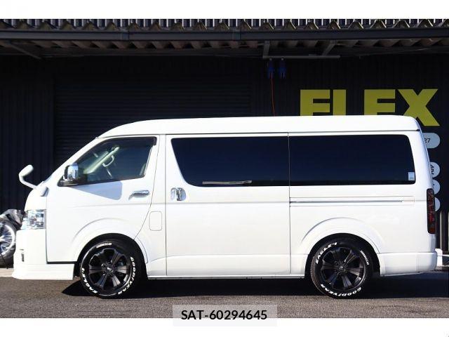 Toyota HIACE WAGON 2023-01 8354613-16