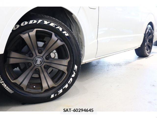 Toyota HIACE WAGON 2023-01 8354613-17