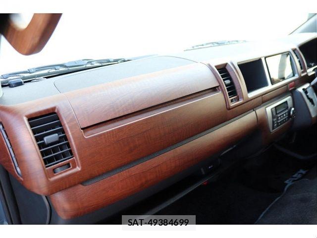 Toyota HIACE WAGON 2022-01 8354612-18