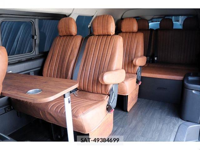 Toyota HIACE WAGON 2022-01 8354612-3