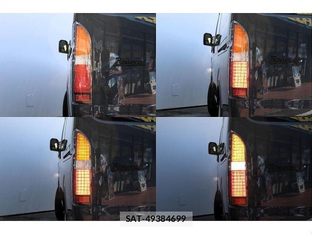 Toyota HIACE WAGON 2022-01 8354612-8