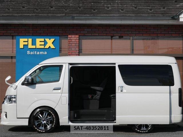 Toyota HIACE WAGON 2024-01 8366188-13