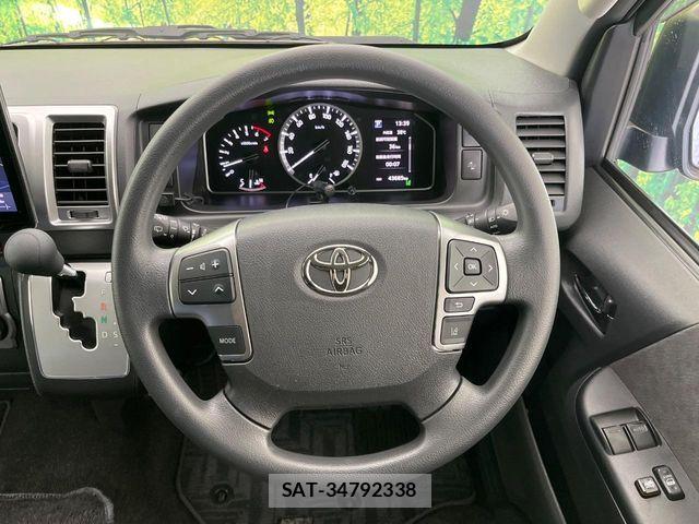 Toyota HIACE WAGON 2022-12 8366190-12