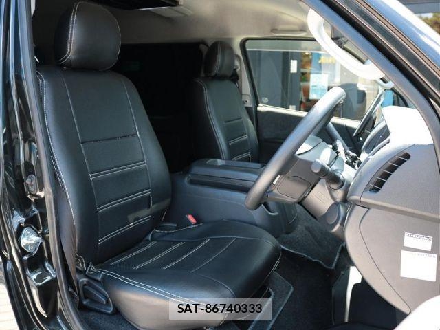 Toyota HIACE WAGON 2023-01 8366187-13