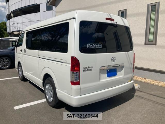 Toyota HIACE WAGON 2024-03 8371714-3