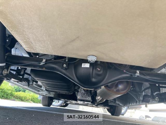 Toyota HIACE WAGON 2024-03 8371714-5