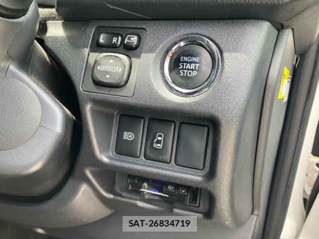 Toyota HIACE WAGON 2018-08 8371715-25
