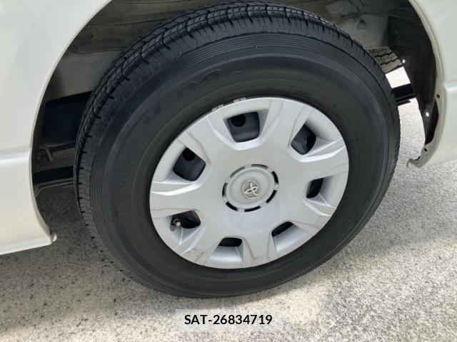 Toyota HIACE WAGON 2018-08 8371715-5