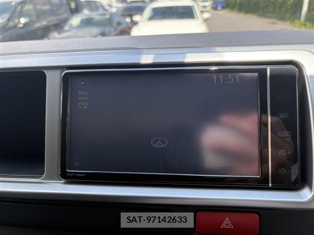 Toyota HIACE WAGON 2022-12 8412730-3