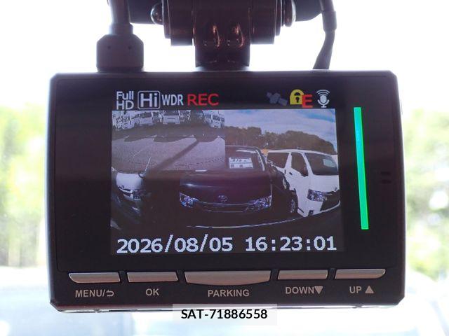 Toyota HIACE WAGON 2019-05 8412741-16