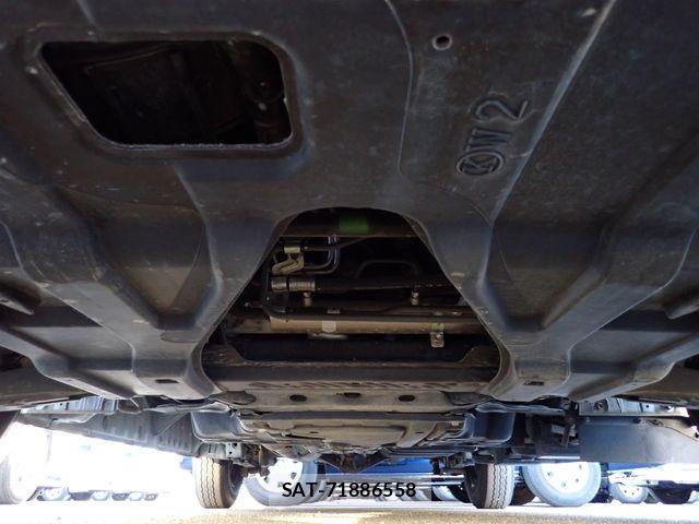 Toyota HIACE WAGON 2019-05 8412741-26