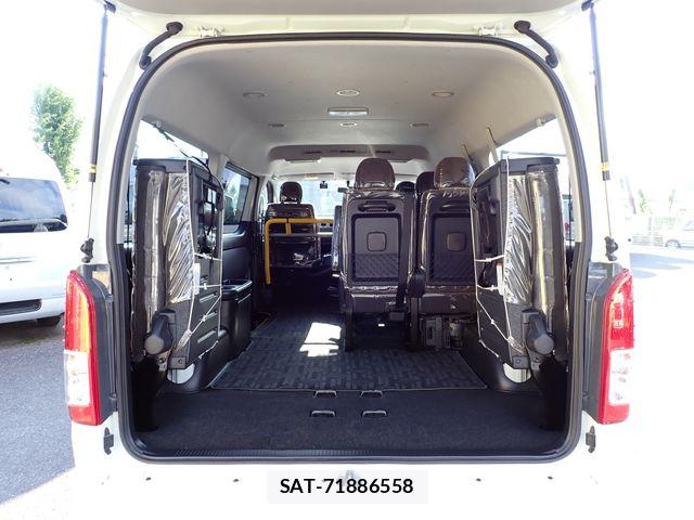 Toyota HIACE WAGON 2019-05 8412741-7