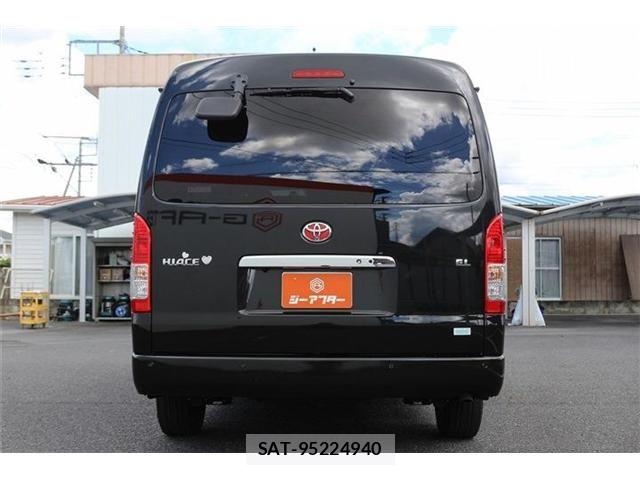 Toyota HIACE WAGON 2024-04 8412729-9