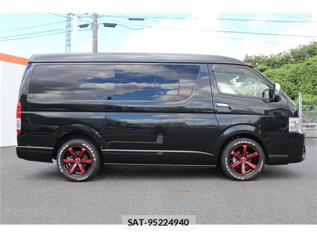 Toyota HIACE WAGON 2024-04 8412729-10